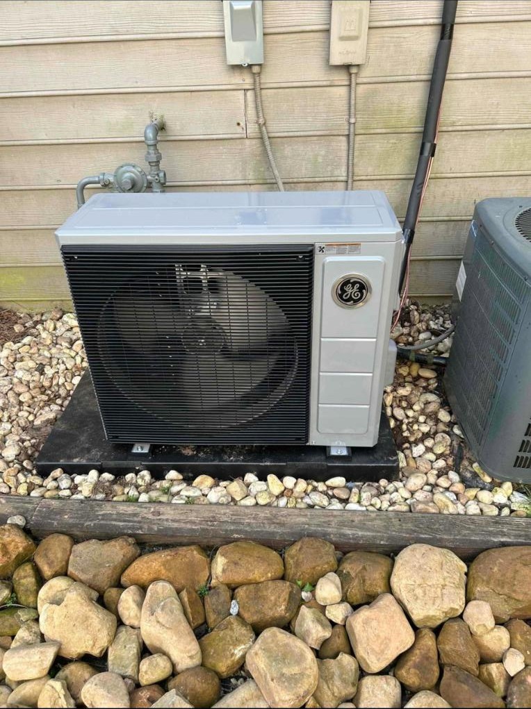 New GE side-discharge heat pump installed by American Comfort Heating and Cooling at a home in Duluth, GA