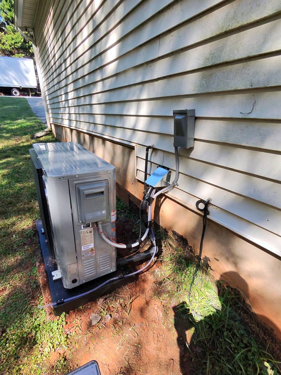 Sealed line set and new disconnect on a GE heat pump install in Hoschton, GA