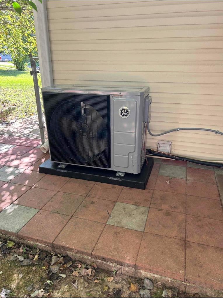 New GE side-discharge heat pump installed by American Comfort Heating and Cooling at a home in Lawrenceville, GA